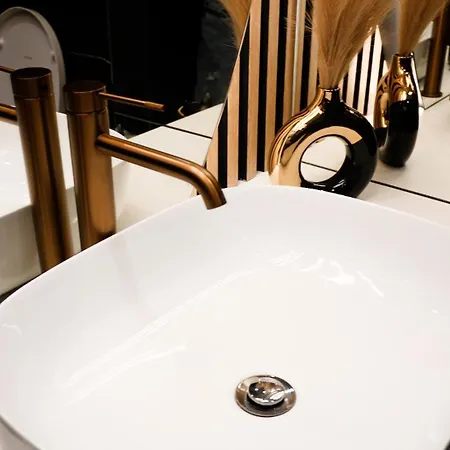 Anielski Z Jacuzzi I Sauna Nowy 2 Sypialnie Relaks & 크라쿠프